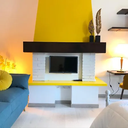 Clua Holiday House Porto Ceresio Exterior photo