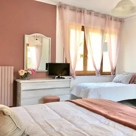 Clua Holiday House Porto Ceresio Exterior photo